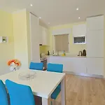 Eulalia With Pool And 5 Minutes From The