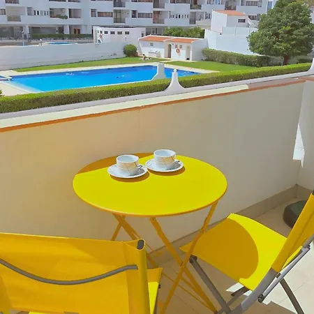 Apartment Eulalia With Pool And 5 Minutes From The Albufeira