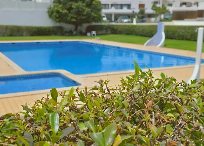 公寓 Eulalia With Pool And 5 Minutes From The *